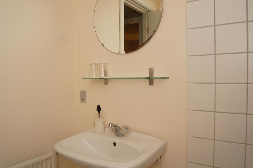 Hotel Radhuskroen Frederikssund Room photo