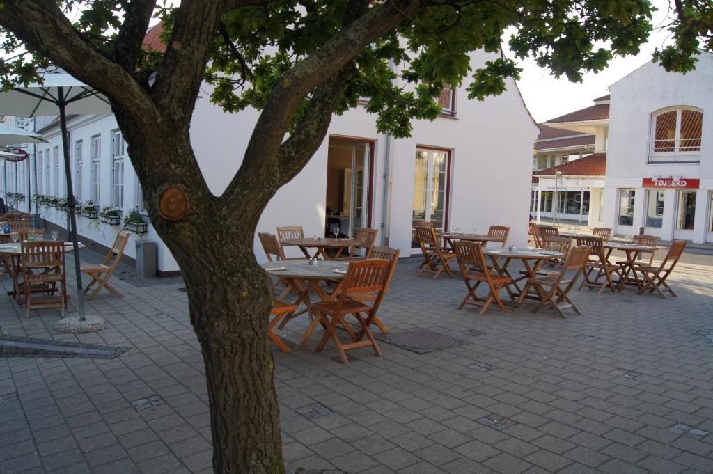 Hotel Radhuskroen Frederikssund Exterior photo
